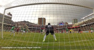 VIDEO | Mira el gol de Juan Arango y el desmarque de Richard Blanco