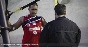 +FOTOS | Salomón Rondón se pone a tono con el Caracas antes de la Europa League