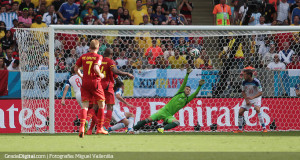 Bélgica se mete en octavos tras vencer a Rusia en discreto encuentro
