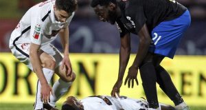 +VIDEO | Futbolista camerunés fallece en pleno partido